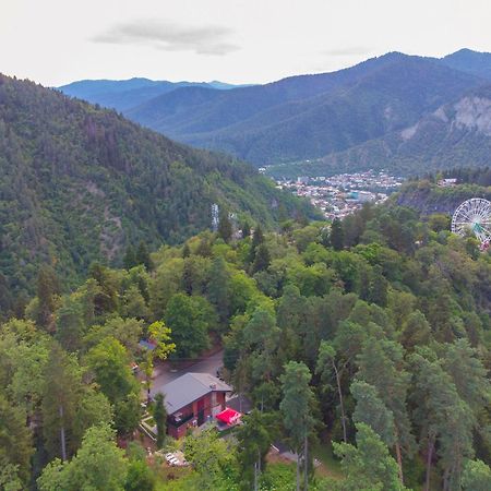 Hotel Evergreen Боржомі Екстер'єр фото