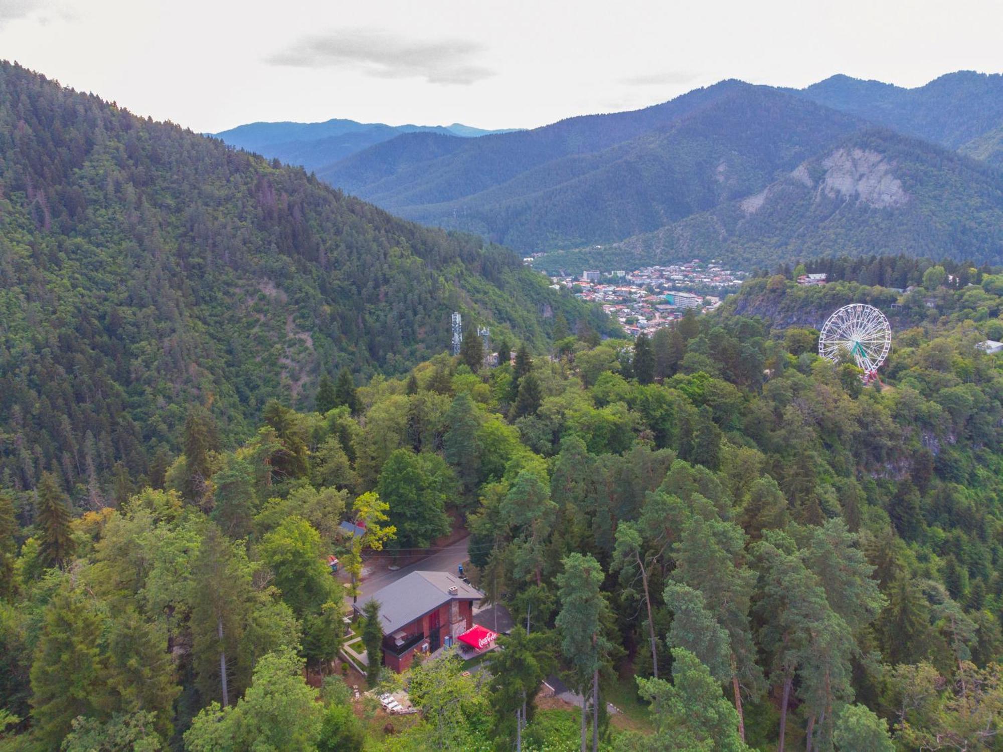 Hotel Evergreen Боржомі Екстер'єр фото